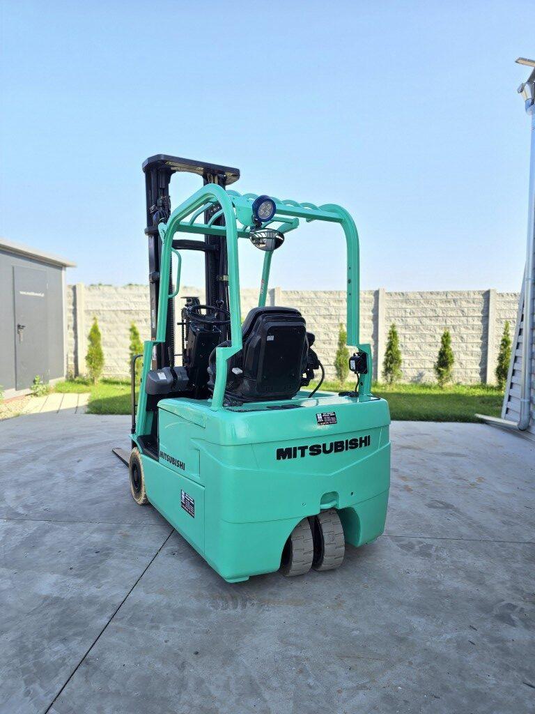 Mitsubishi FB18NT Triplex 48v 1800kg 2007r - obrazek 8