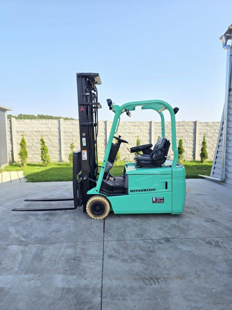 Mitsubishi FB18NT Triplex 48v 1800kg 2007r - obrazek 6
