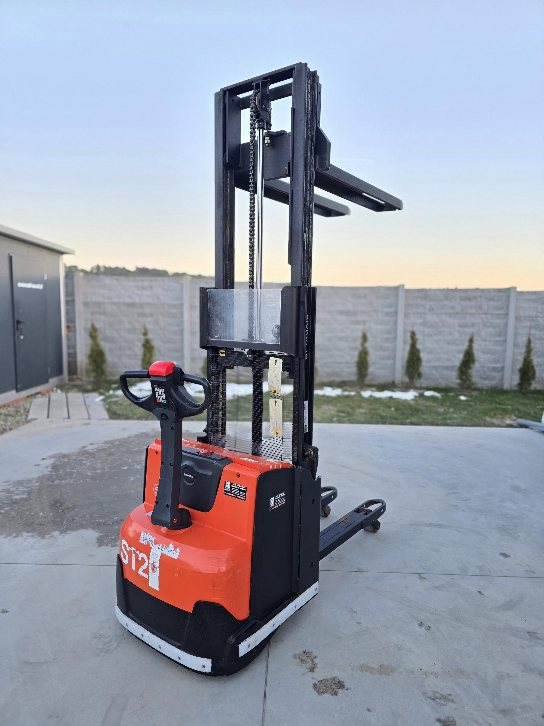 Toyota SWE 200D 1000kg/2000kg 2019r 24v - obrazek 3