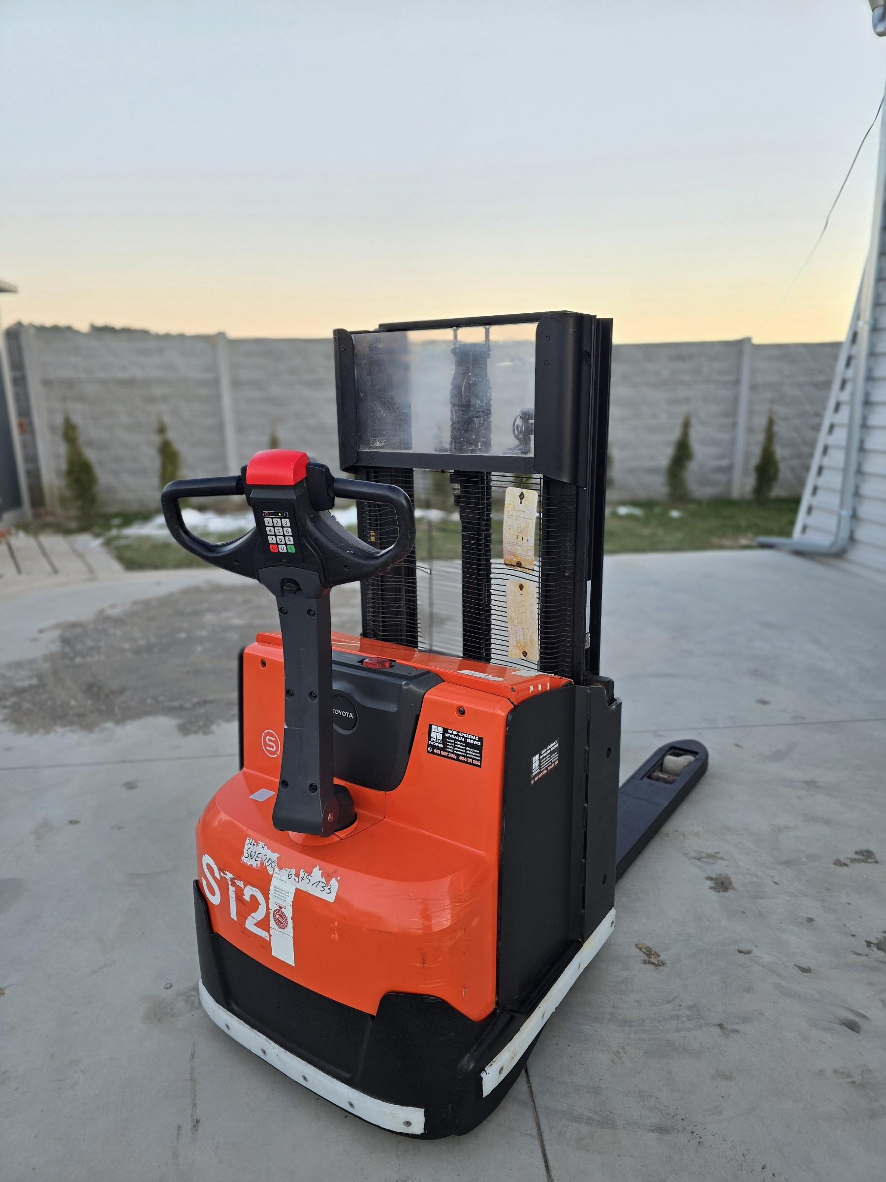 Toyota SWE 200D 1000kg/2000kg 2019r 24v - obrazek 5